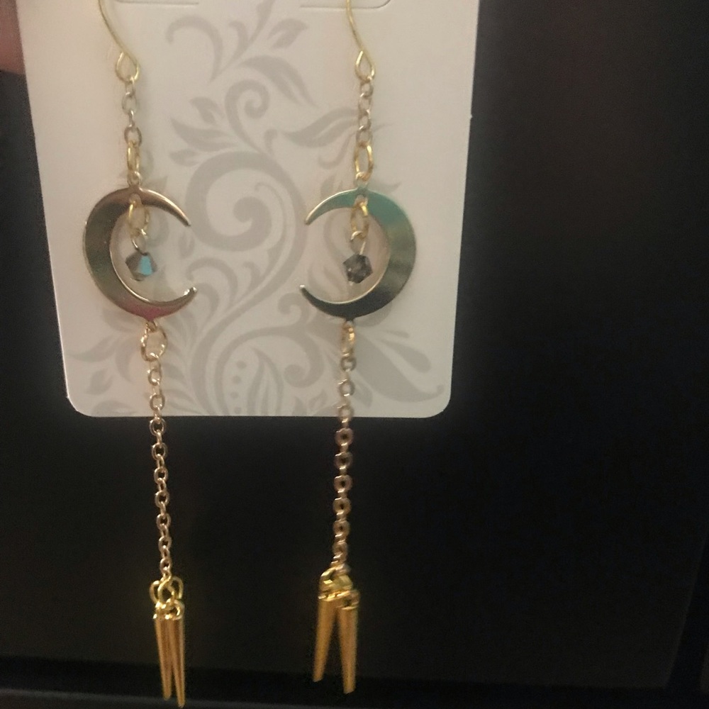 18k Gold Dangly Moon Chain Earrings with Spikes. Elegant Moon Jewelry🌙 - Picture 3 of 5